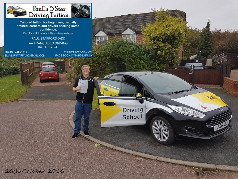 Test Pass Pupil gavin Carwood with Paul's 5 Star Driving Tuition